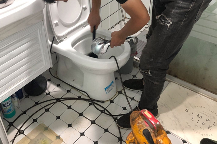 泾川疏通下水道